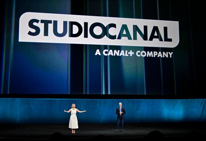 Réactions aux déclarations de Canal+ sur les soutiens de la tribune anti-Bolloré