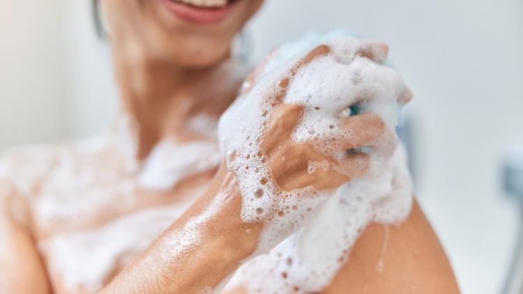Rappel massif d&rsquo;un gel douche contaminé