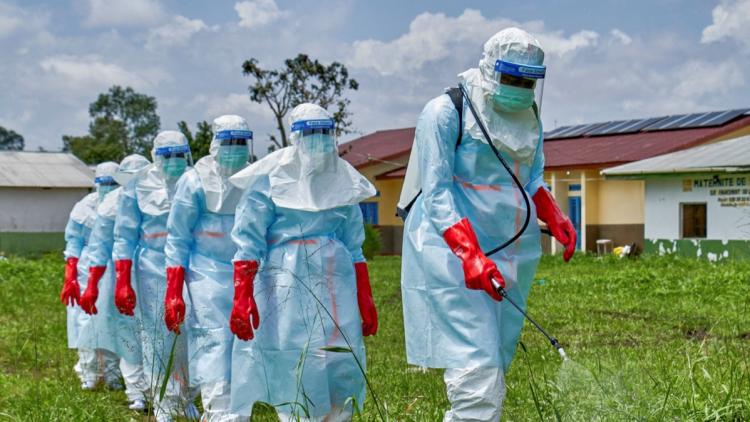 Propagation du virus Ebola en Afrique