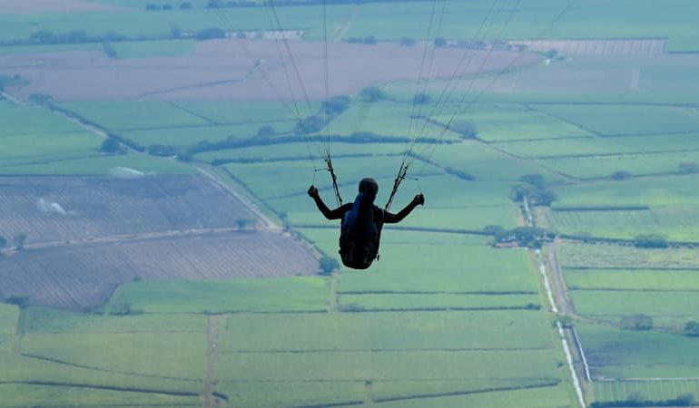 Un jeune parachutiste de 21 ans décède à Frétoy-le-Château