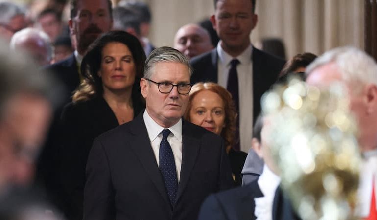 La crise politique au Royaume-Uni : Keir Starmer sous pression