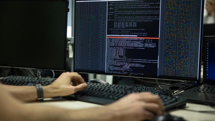 Les cyberattaques liées à l&rsquo;intelligence artificielle en hausse en 2026