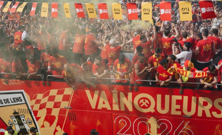 La célébration du triomphe du Racing Club de Lens en Coupe de France