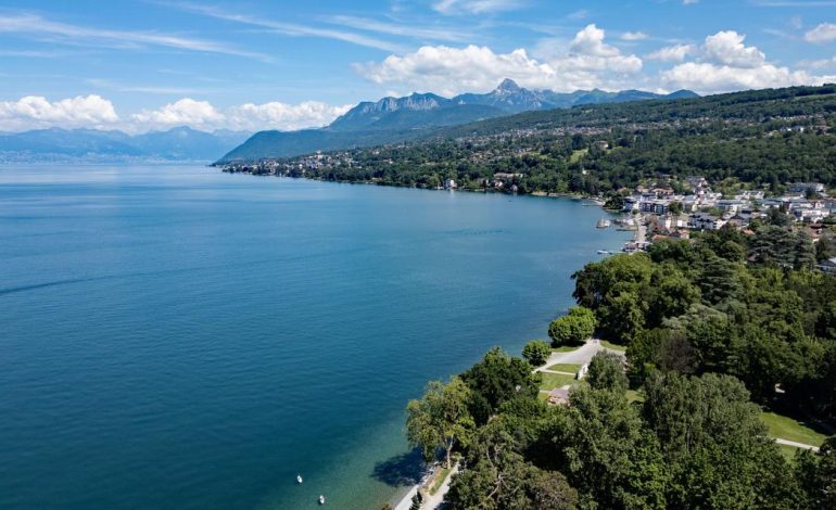 Voyager à vélo le long du Léman