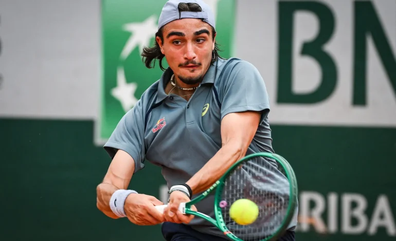 Roland-Garros : Jannik Sinner en Position de Favori, Défis pour Zverev et Djokovic