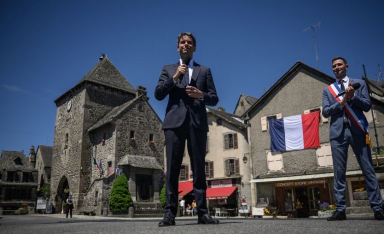Gabriel Attal annonce sa candidature à l&rsquo;élection présidentielle de 2027