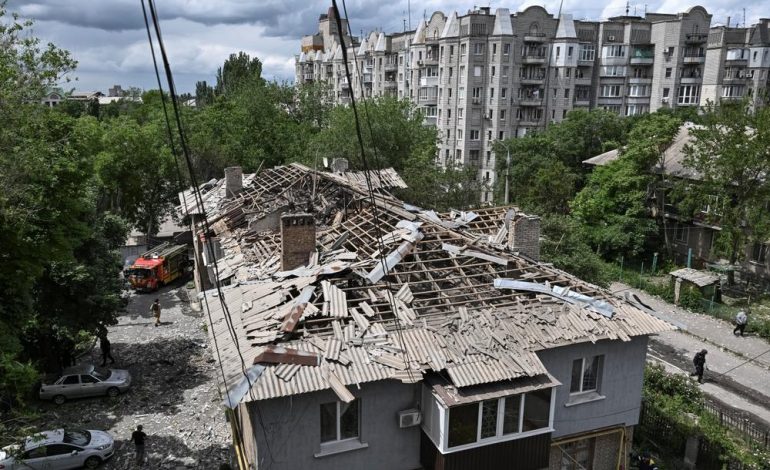 Attaques de drones et tensions autour de la centrale de Zaporijia