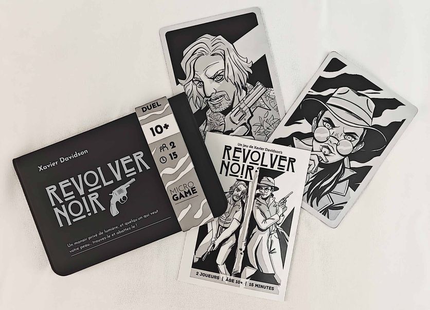 Critique des jeux Revolver noir et Red Notice