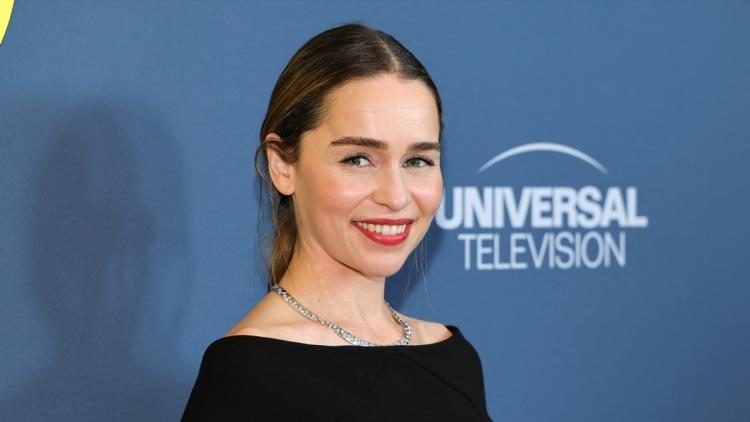 Emilia Clarke démystifie les salaires des acteurs de Game of Thrones