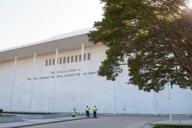 La Justice Américaine Oblige Trump à Rendre le Kennedy Center