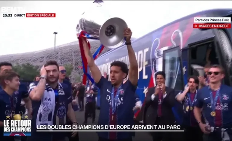 Les champions d&rsquo;Europe arrivent au Parc des Princes