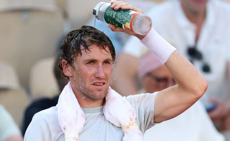 Début de Roland-Garros 2026 sous une chaleur accablante