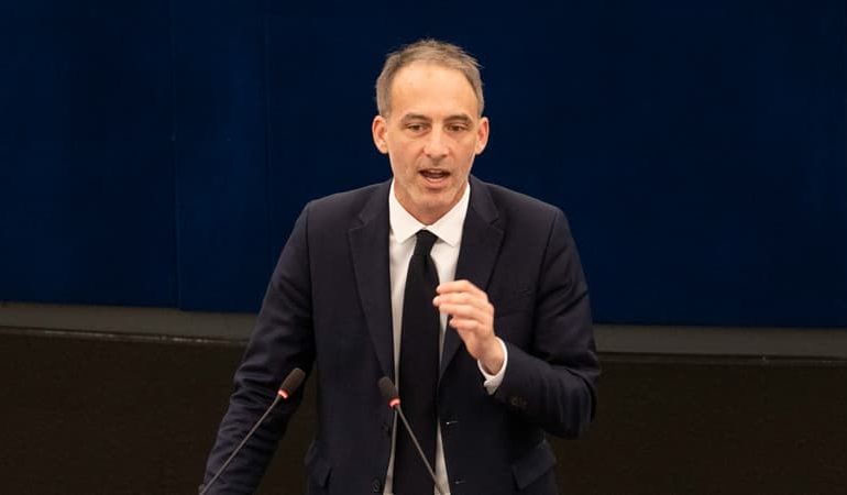 Raphaël Glucksmann et ses propositions pour la présidentielle 2027