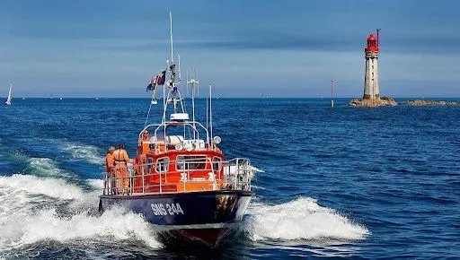 Appel à la Prudence face aux Courants de Baïnes sur les Plages du Sud-Ouest