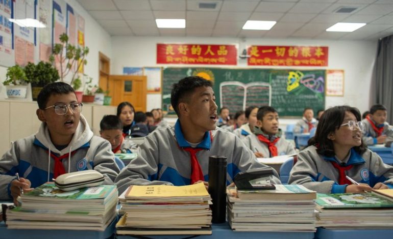 Renforcement de la sinisation au Tibet: inquiétudes sur l&rsquo;avenir de la langue tibétaine