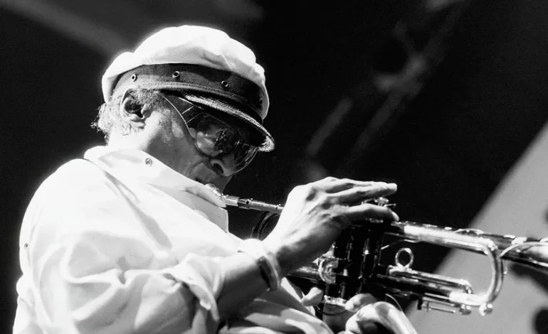 Miles Davis et son impact musical à Antibes en 1984