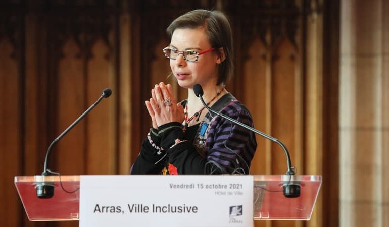 Plainte déposée après une vidéo offensante envers une élue d&rsquo;Arras
