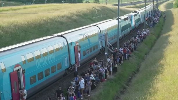 Des TGV Paris-Nice arrêtés à cause des chaleurs intenses près de Lyon