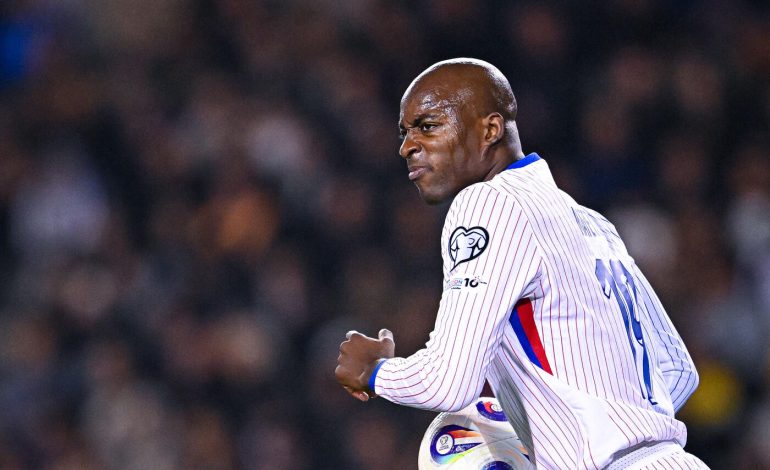 Didier Deschamps et la sélection de Jean-Philippe Mateta