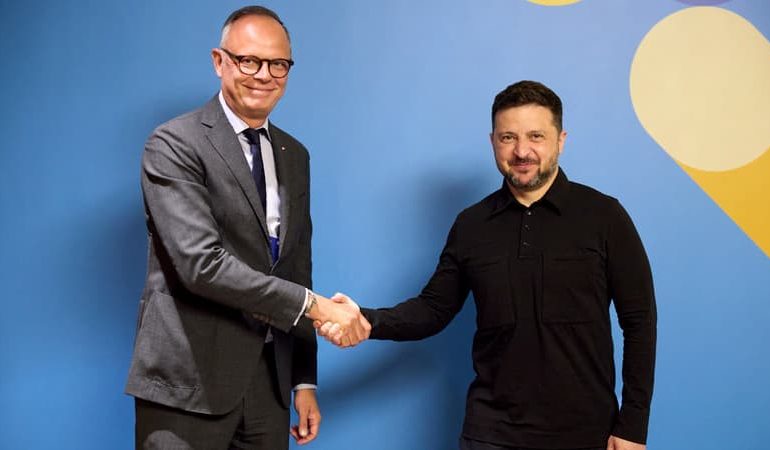 Édouard Philippe exprime son soutien à l&rsquo;Ukraine à Kiev