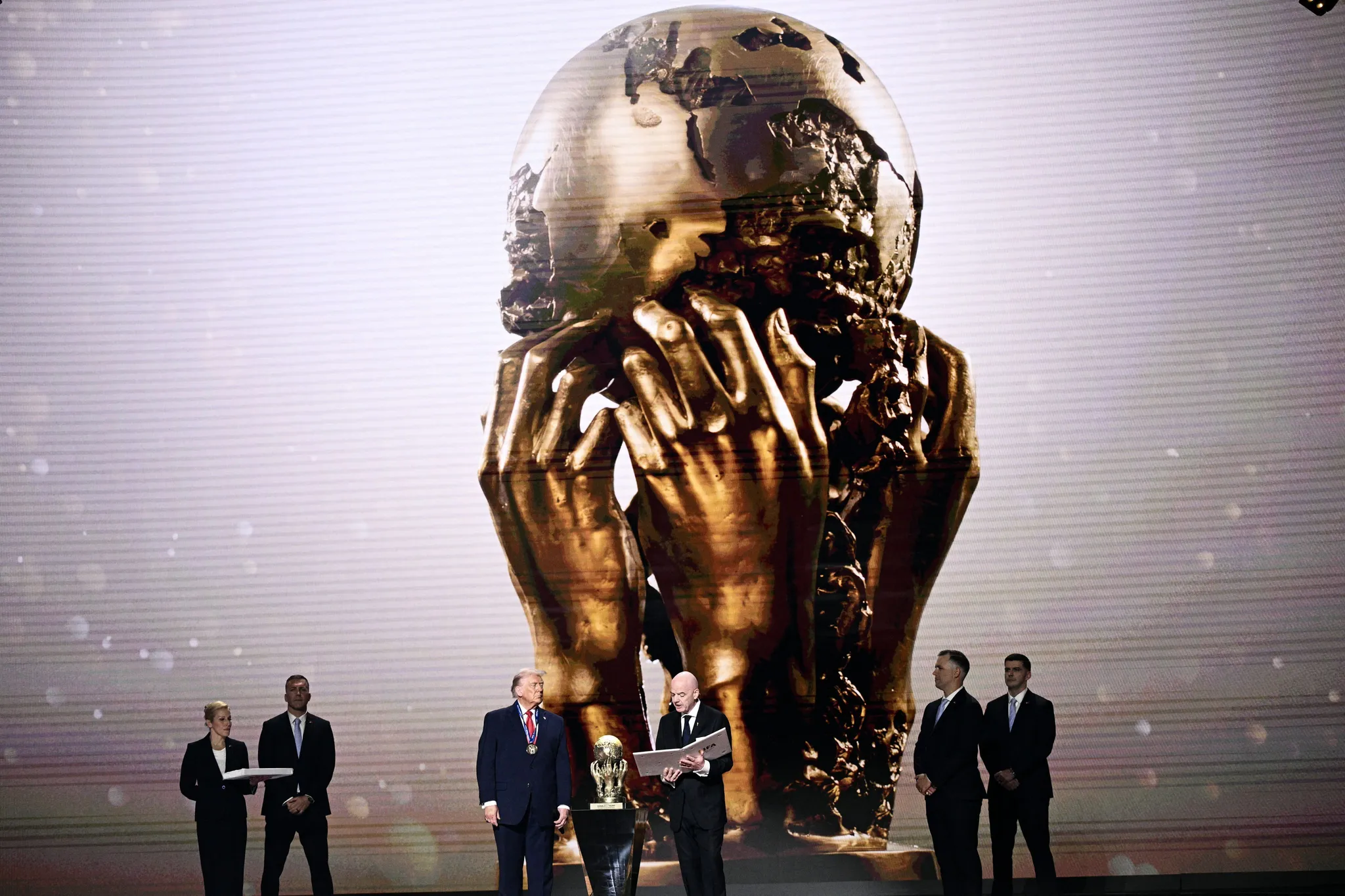 La Coupe du Monde de football 2026 : entre gigantisme et polémique économique