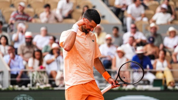 Novak Djokovic éliminé au troisième tour de Roland-Garros