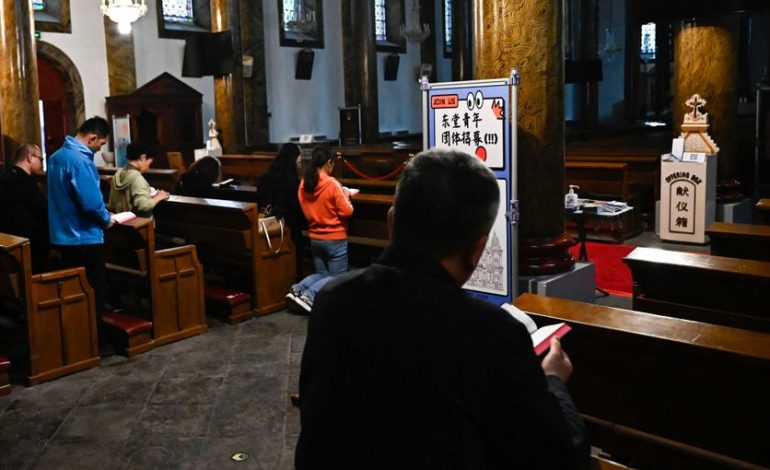 Catholicisme en Chine: Accord Vatican-Pékin en Question