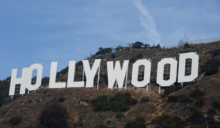 Hollywood et les acteurs parviennent à un accord sur l&rsquo;IA après les grèves de 2023