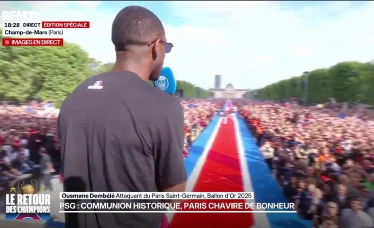 Présentation des Joueurs du PSG au Champ-de-Mars