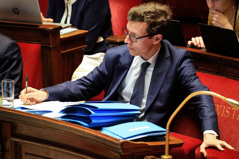 Renforcement des mesures de contrôle pour protéger les enfants dans les écoles