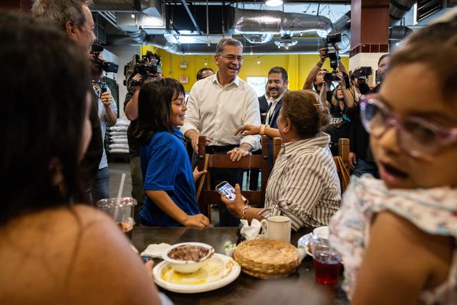 Élection au poste de gouverneur de Californie : un duel entre Becerra et Hilton