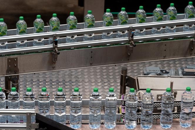 Le tribunal de Paris condamne la Société des eaux de Volvic pour greenwashing