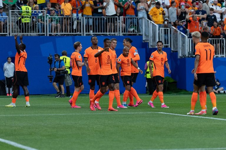 Les Pays-Bas écrasent la Suède et battent un record d&rsquo;invincibilité au Mondial