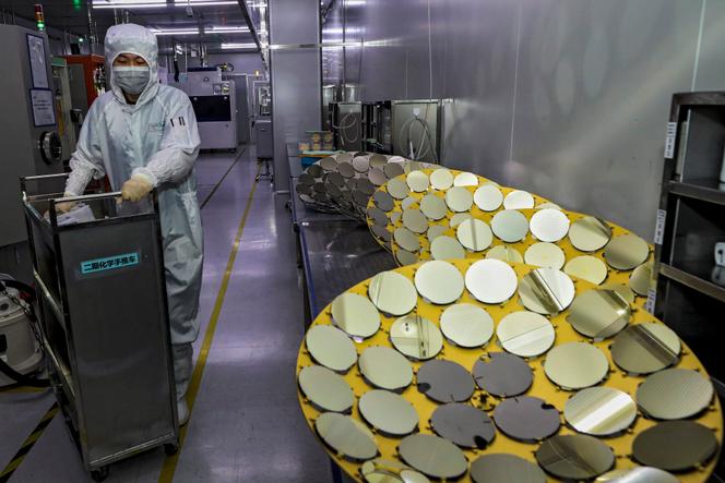 Investissements dans l&rsquo;Intelligence Artificielle et leurs Impacts Économiques
