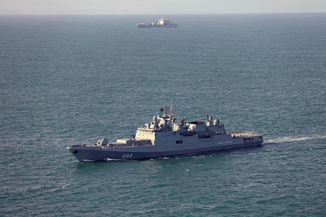 Incident entre un navire de guerre russe et un yacht britannique dans la Manche