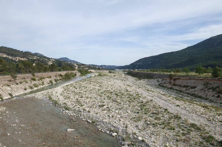 La France face au défi climatique : l&rsquo;urgence d&rsquo;un réchauffement de 50 degrés