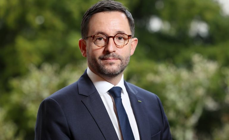 Les Valeurs du Gaullisme : Un Regard sur La Bataille de Gaulle