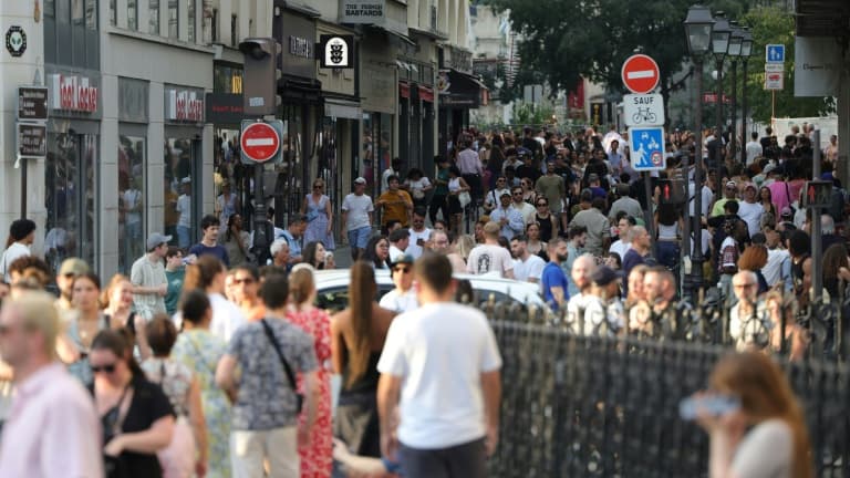 La Fête de la Musique à Paris attire les Britanniques et d&rsquo;autres visiteurs européens