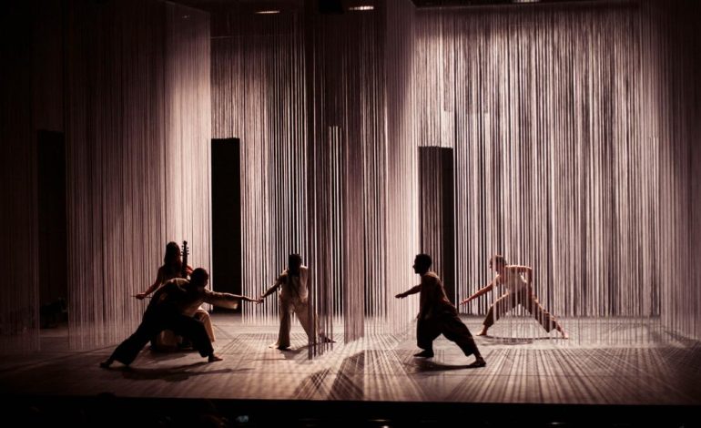 L&rsquo;influence contemporaine des danses folkloriques