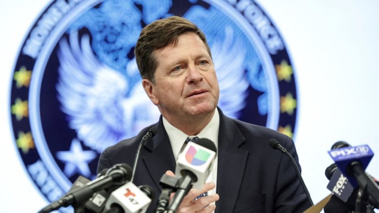 Donald Trump choisit Jay Clayton pour diriger les renseignements américains