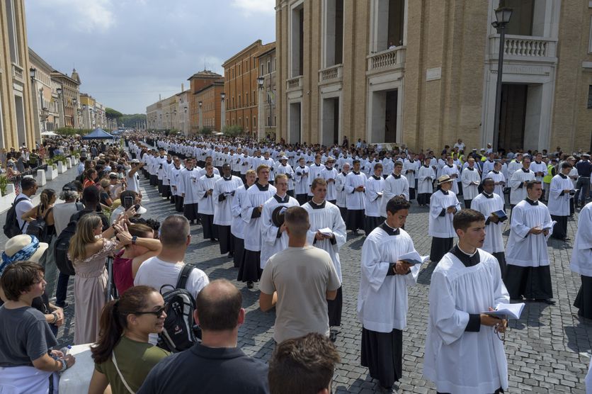 Rupture entre la Fraternité Saint-Pie-X et Rome : Enjeux d&rsquo;Obéissance