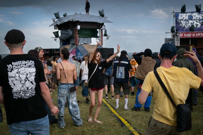 Les défis des fêtes libres face à la répression législative