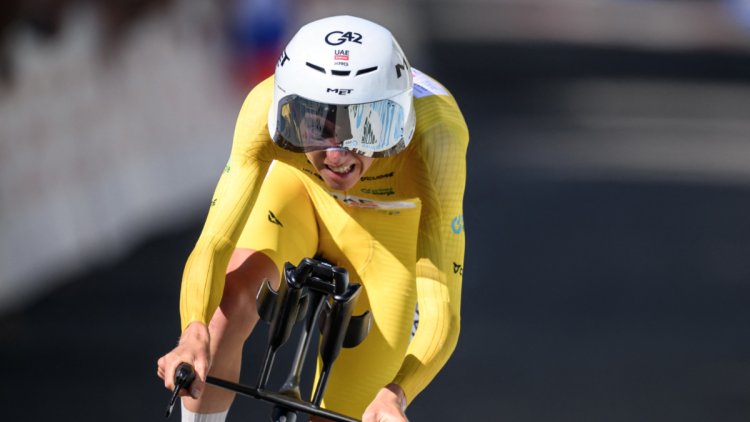 Tadej Pogacar triomphe une nouvelle fois lors du Tour de Suisse