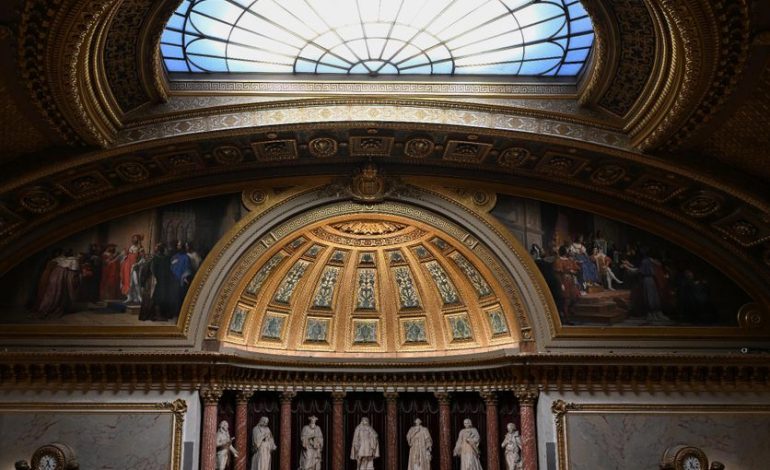 Controverse au Sénat sur le budget militaire français