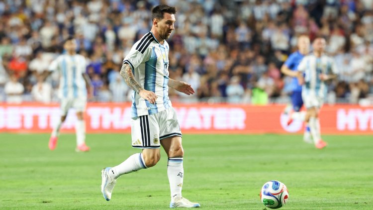 L&rsquo;Argentine se prépare à défendre son titre mondial contre l&rsquo;Algérie