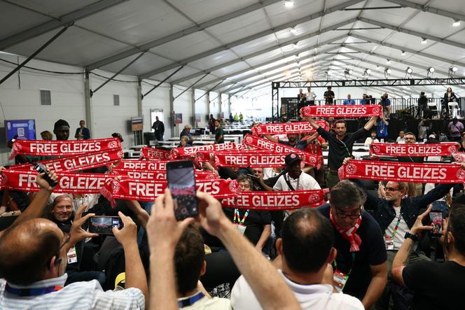 Un journaliste français en prison pose une question au sélectionneur des Bleus