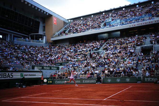Le débat sur le format de jeu des finales féminines à Roland-Garros
