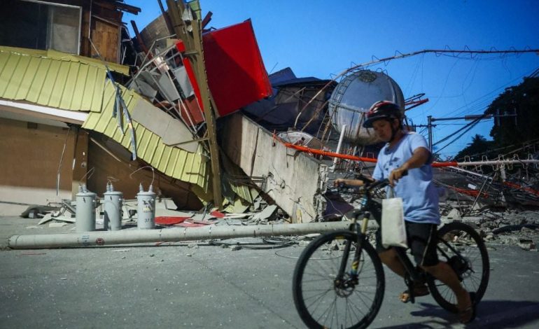 Un puissant séisme frappe le sud des Philippines causant destructions et pertes humaines