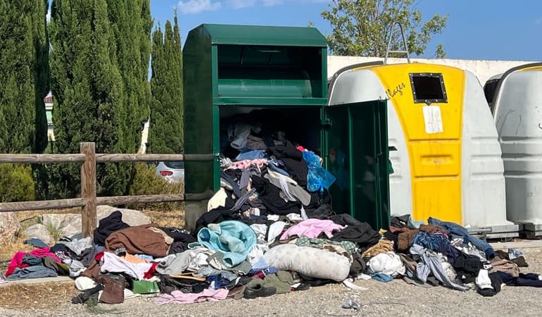 Réduction des collectes de textiles par Le Relais