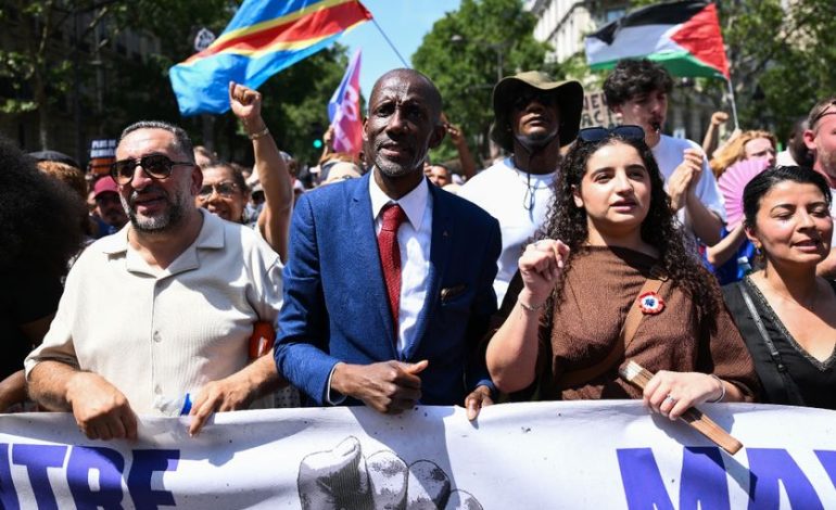 Une marche engagée contre le racisme et l&rsquo;extrême droite à Paris